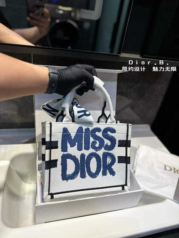 Luxury Branded miss Dior Ladie's hand Bag's